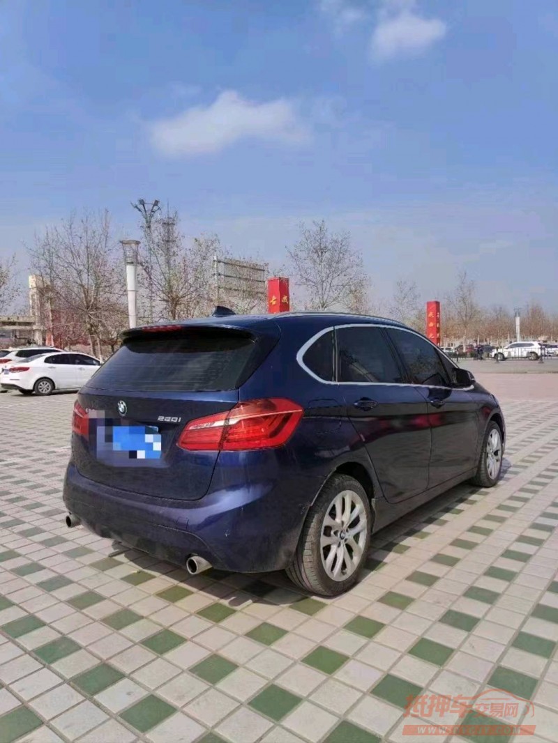 北京18年宝马2系7