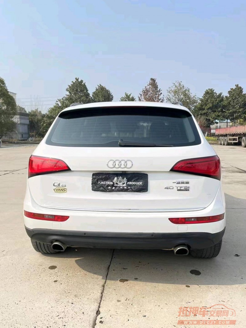 北京15年奥迪Q59