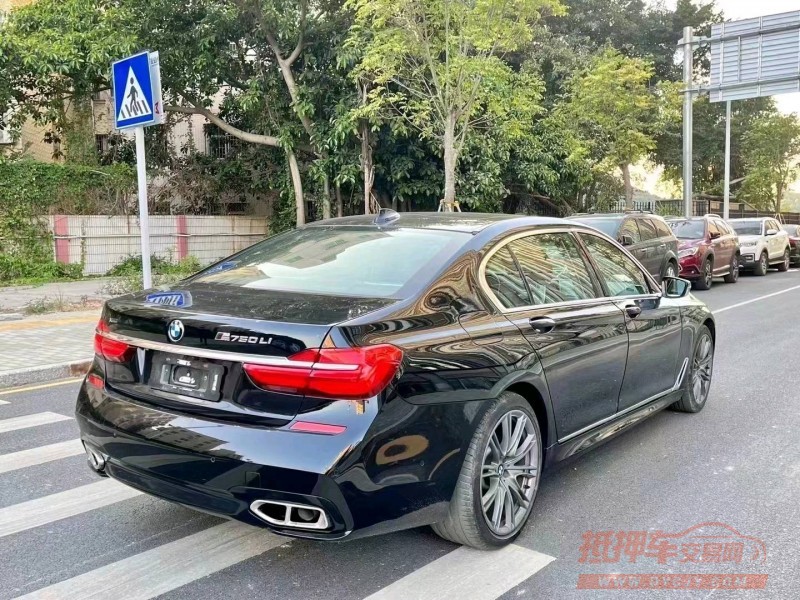 广州17年宝马7系8