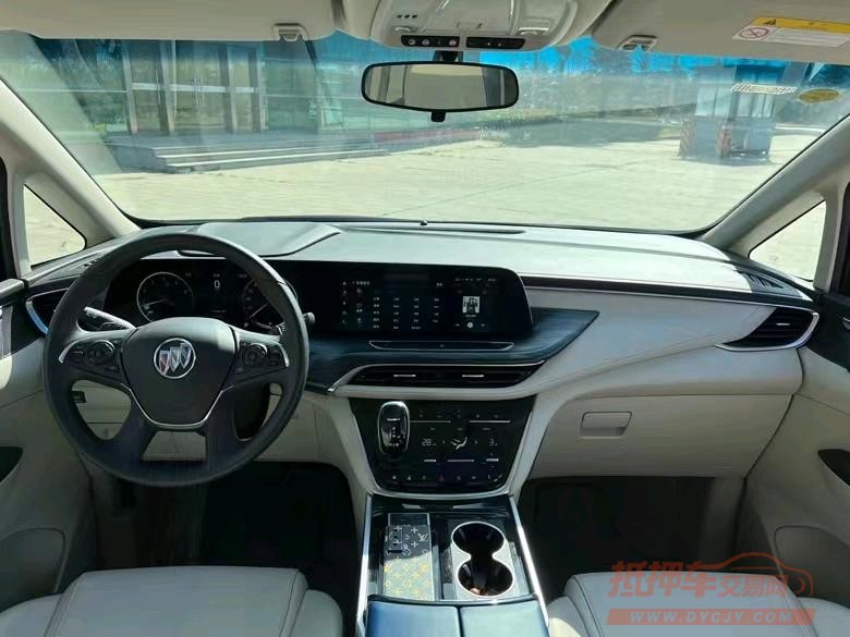 苏州21年别克GL86