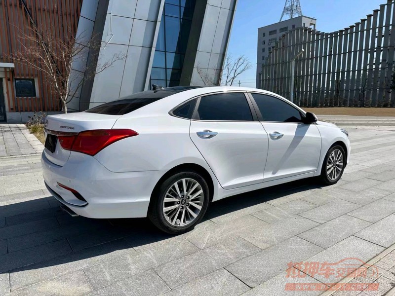 盐城21年现代名图4