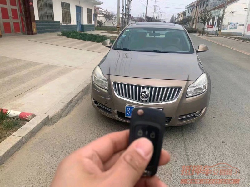 常州13年别克君威1