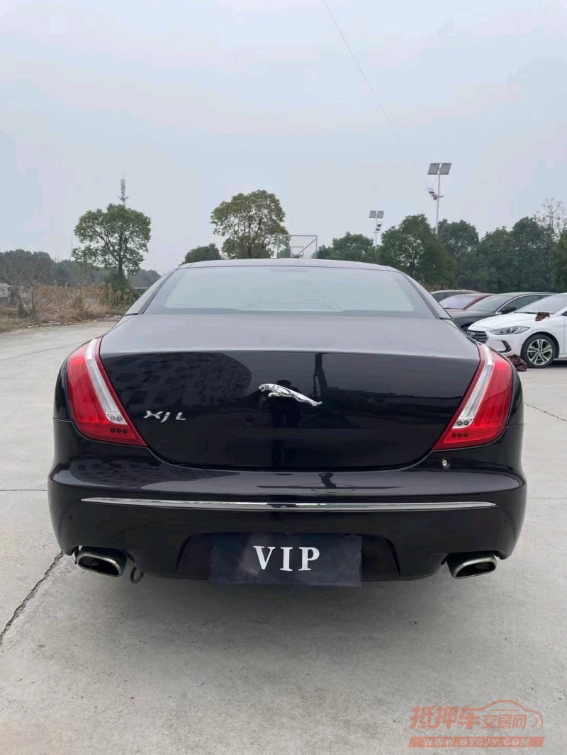 北京12年捷豹XJL9