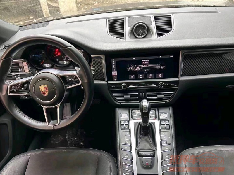 安順21年保時捷Macan6