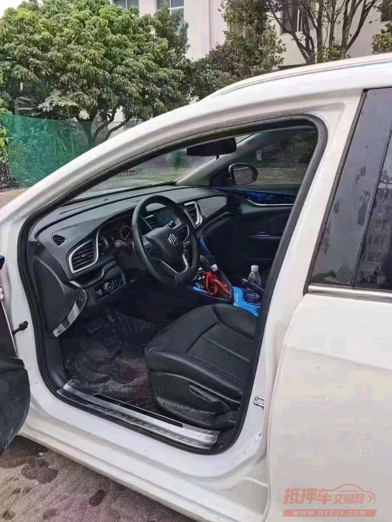 梧州18年别克阅朗8