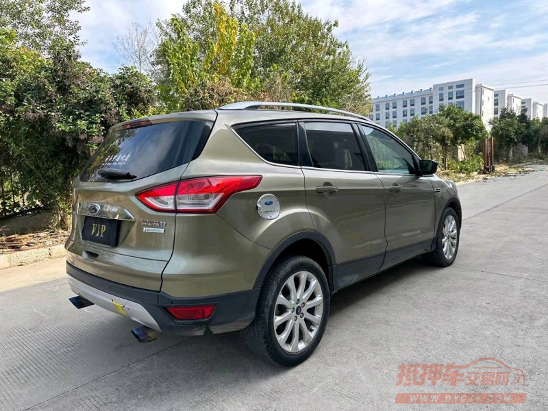 盐城15年福特翼虎4