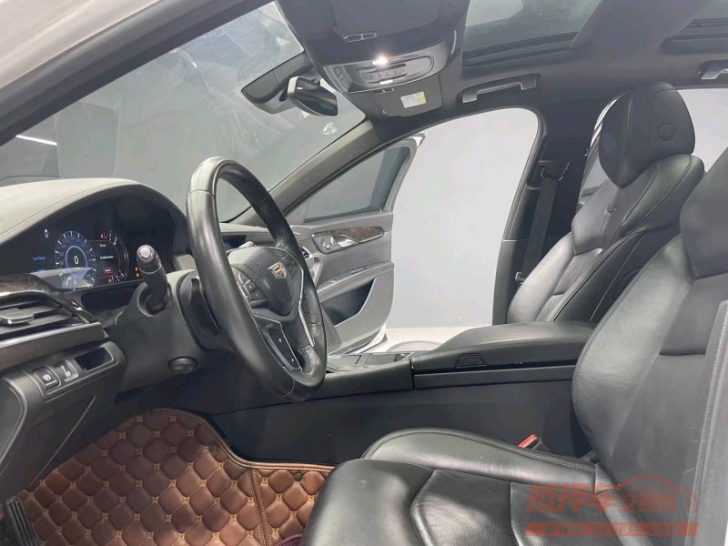 成都16年凯迪拉克CT65