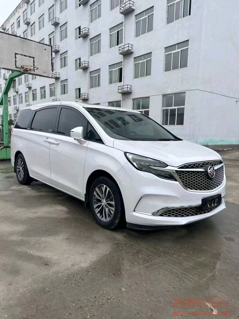 北京22年别克GL83