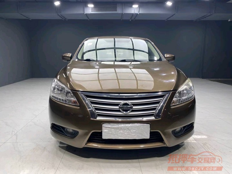 成都13年日产轩逸1