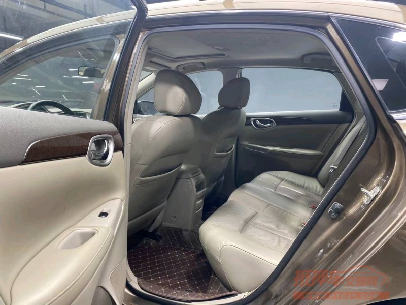 成都13年日产轩逸4