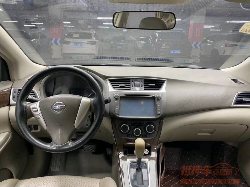 成都13年日产轩逸6