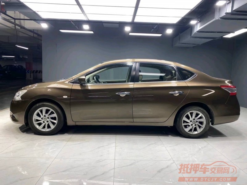 成都13年日产轩逸8