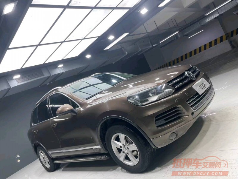 成都11年大众途锐3