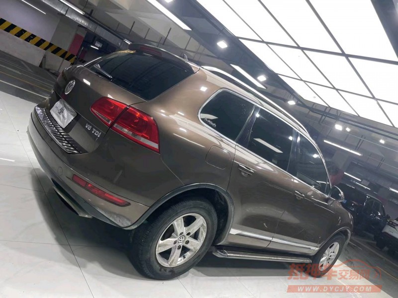 成都11年大众途锐8