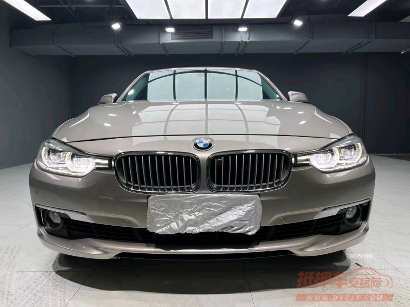 成都19年宝马3系9