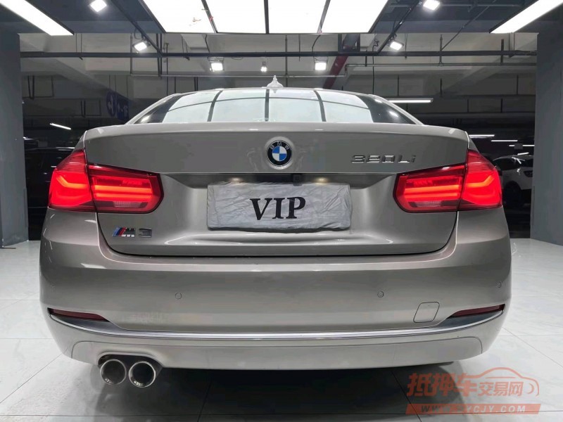 成都19年宝马3系1