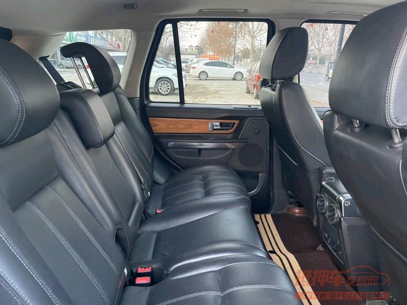 济宁12年路虎揽胜运动5