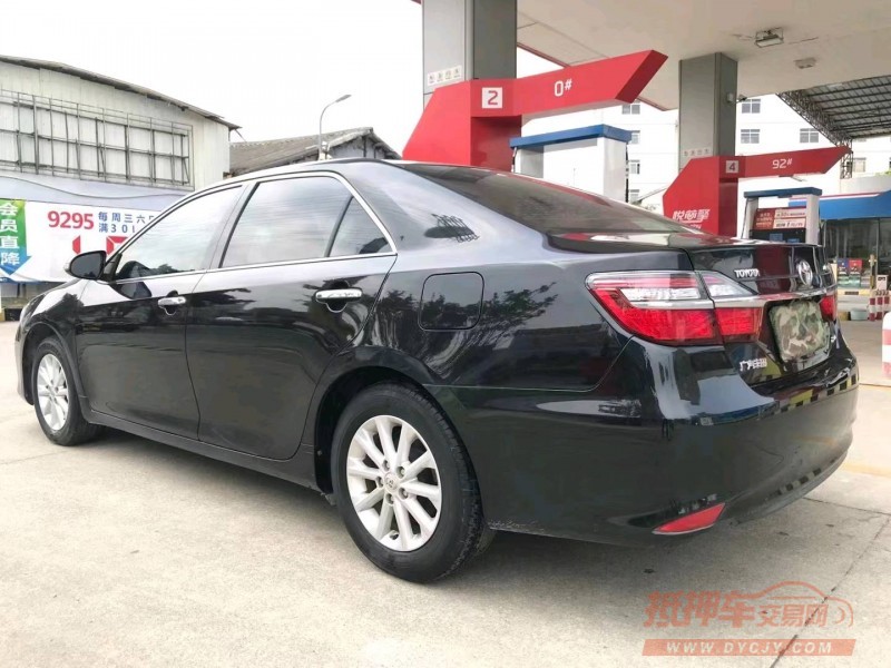 济南17年丰田凯美瑞4