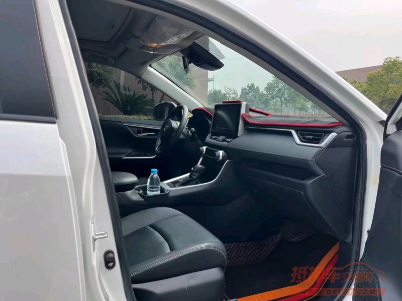 北京20年丰田RAV45