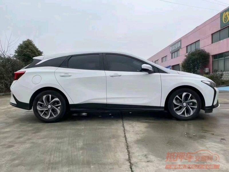 北京22年别克威朗3