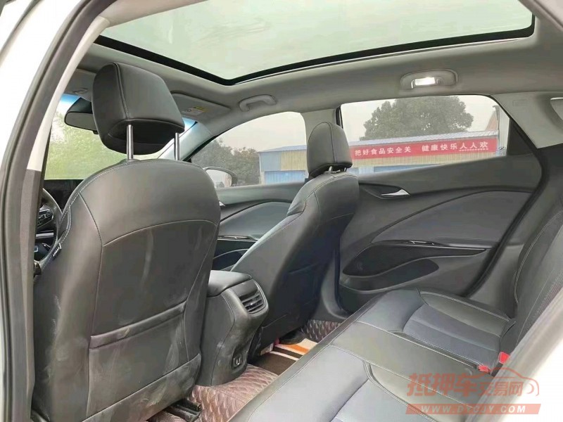 北京22年别克威朗5