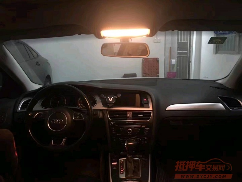 中山13年奥迪A4L3