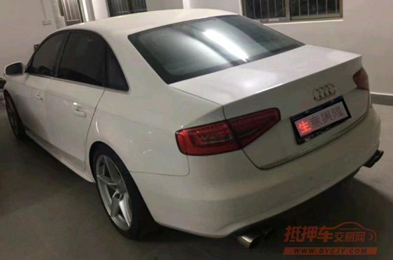 中山13年奥迪A4L5