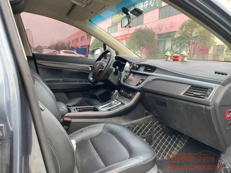 北京17年吉利帝豪GS6