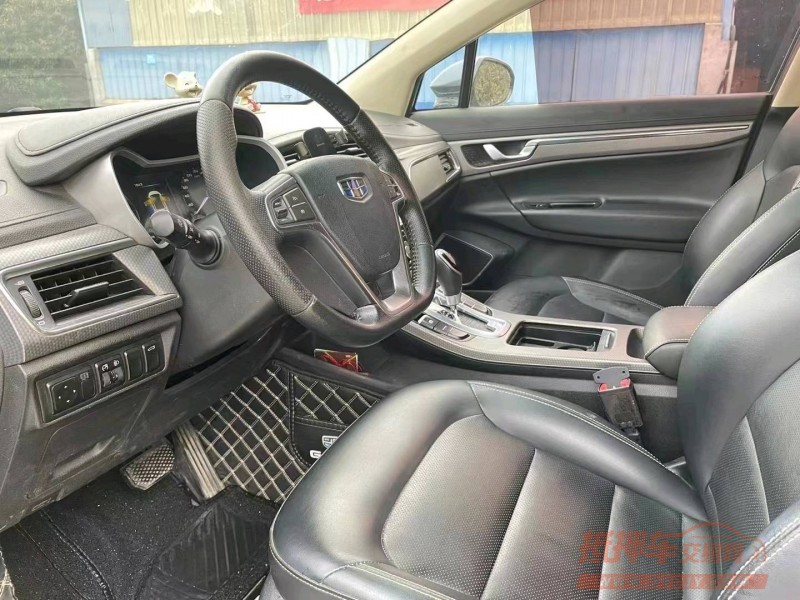 北京17年吉利帝豪GS8