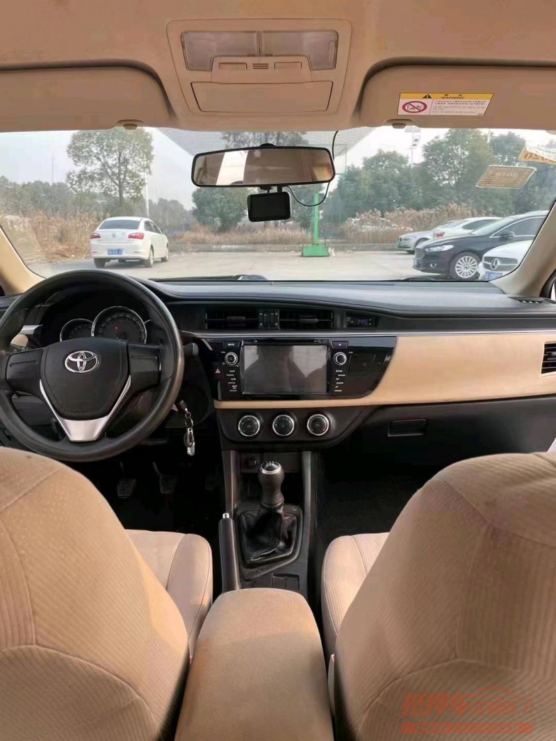 北京16年丰田雷凌5