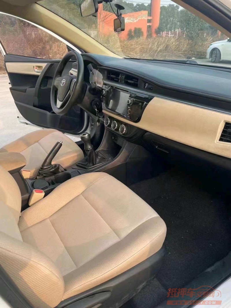 北京16年丰田雷凌7
