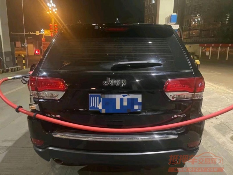 重庆19年Jeep大切诺基3