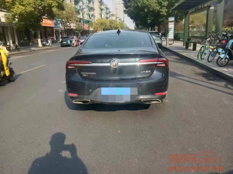 嘉兴19年别克君越9