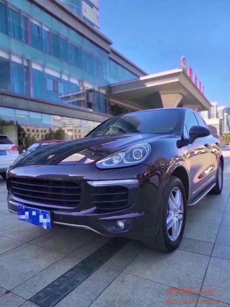 淮南17年保时捷卡宴3