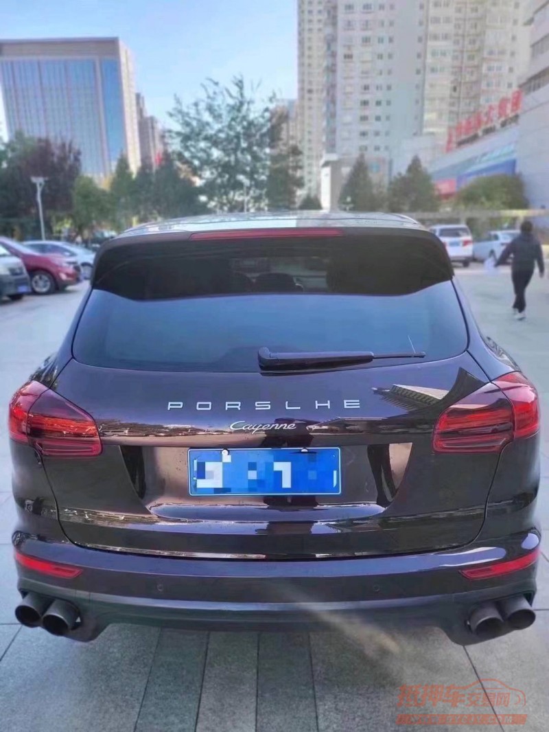 淮南17年保时捷卡宴5