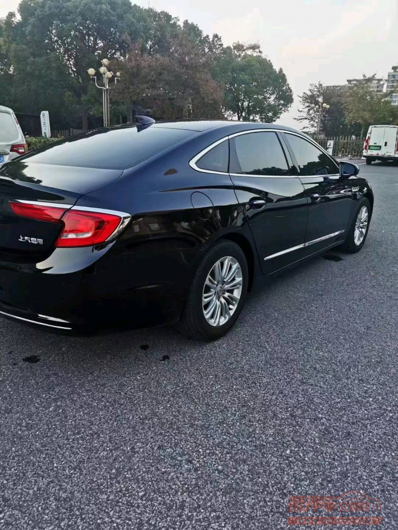 苏州16年别克君越5