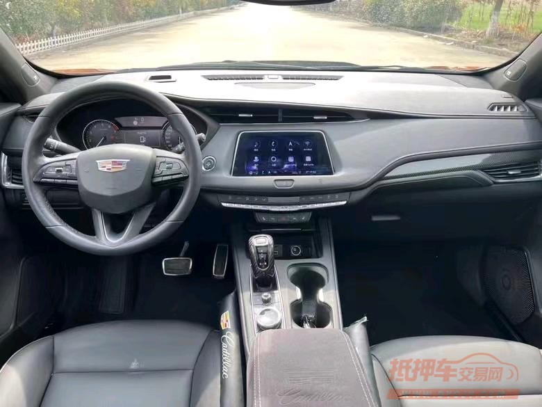 盐城20年凯迪拉克XT44