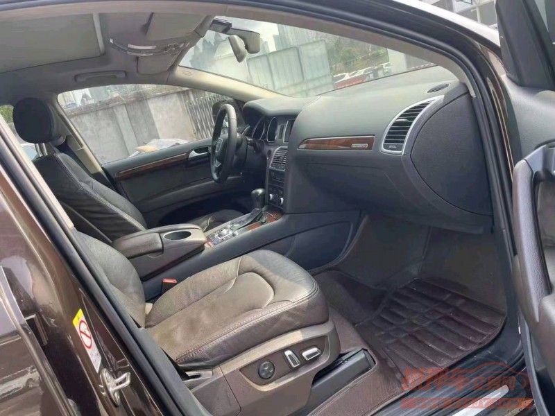 北京15年奥迪Q76