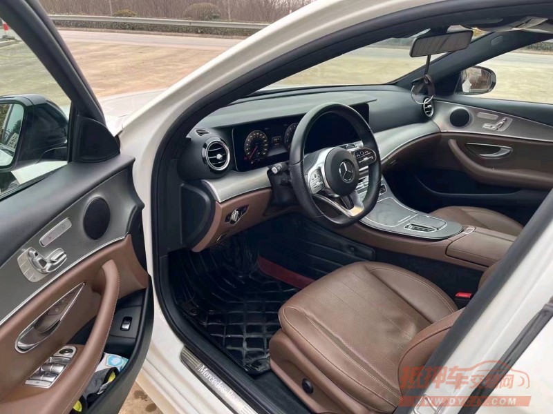 苏州19年奔驰E4