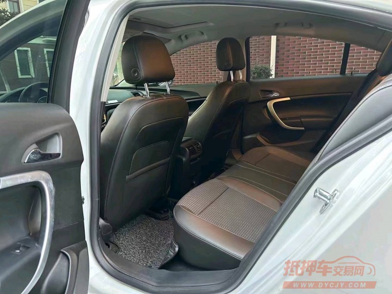 苏州15年别克君威6