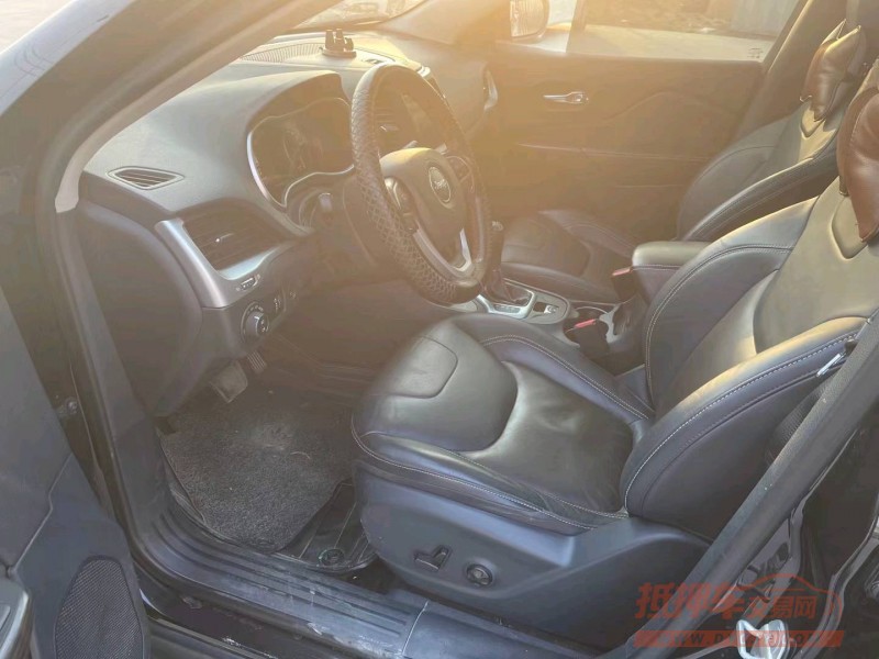 徐州16年Jeep自由光7