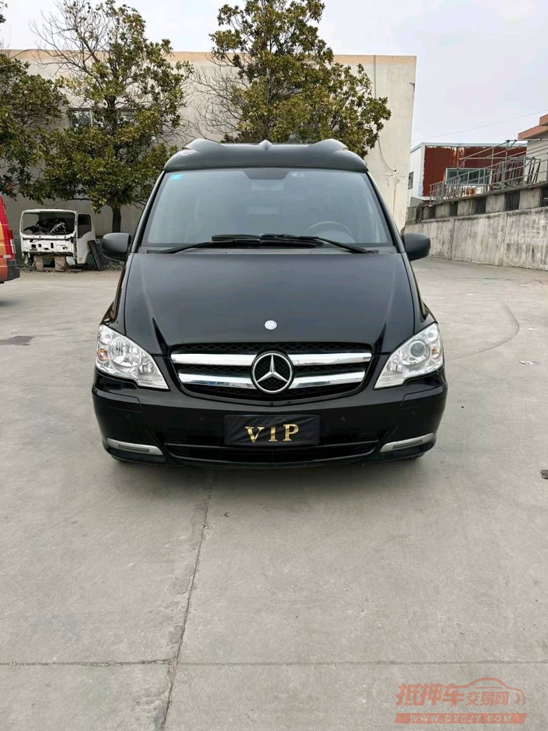 盐城15年奔驰威霆1