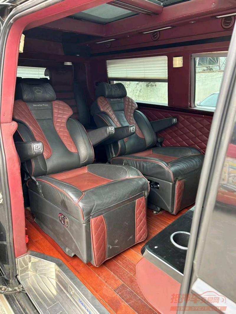 盐城15年奔驰威霆5