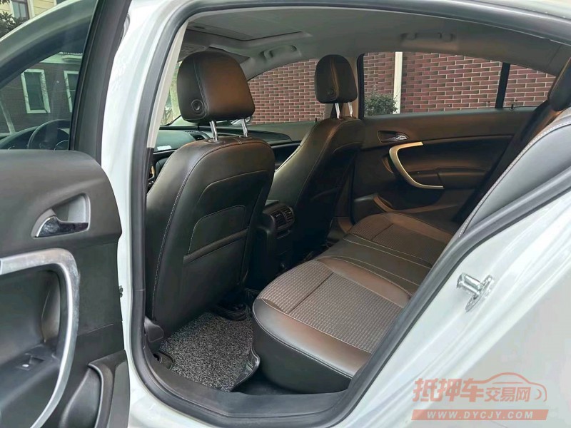 常州15年别克君威6