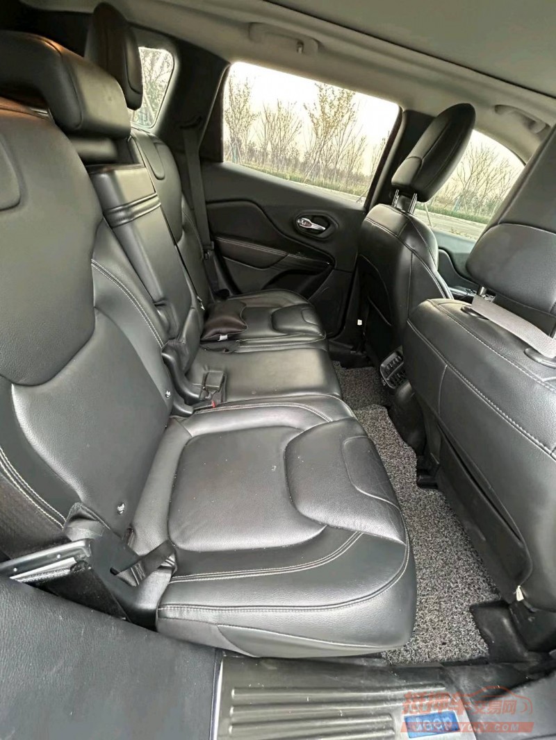 徐州17年Jeep自由光4