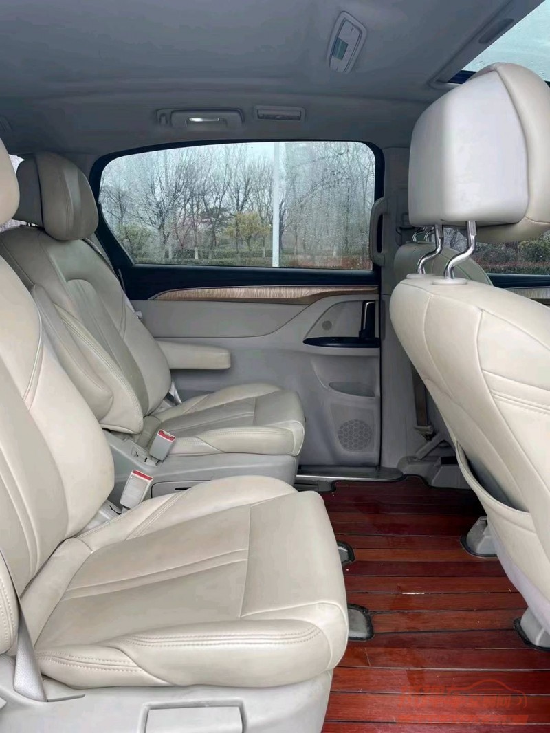 徐州17年别克GL85