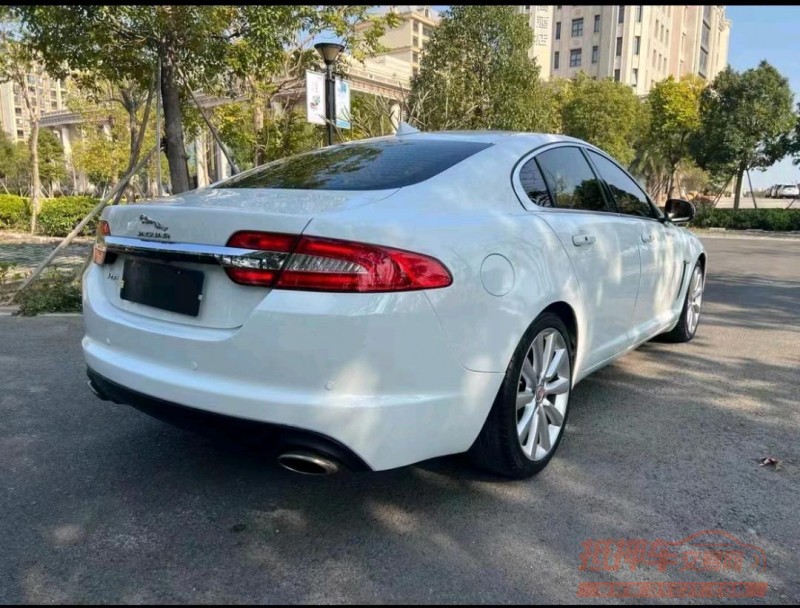 汕头16年捷豹XE9