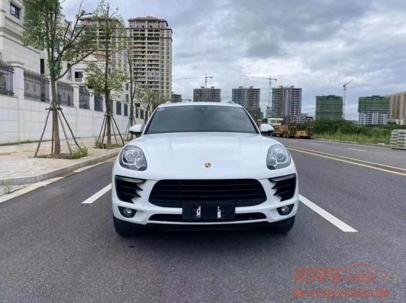 珠海17年保时捷Macan9