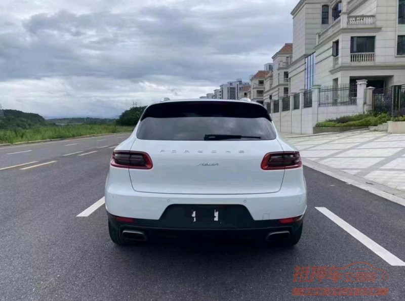 珠海17年保时捷Macan3
