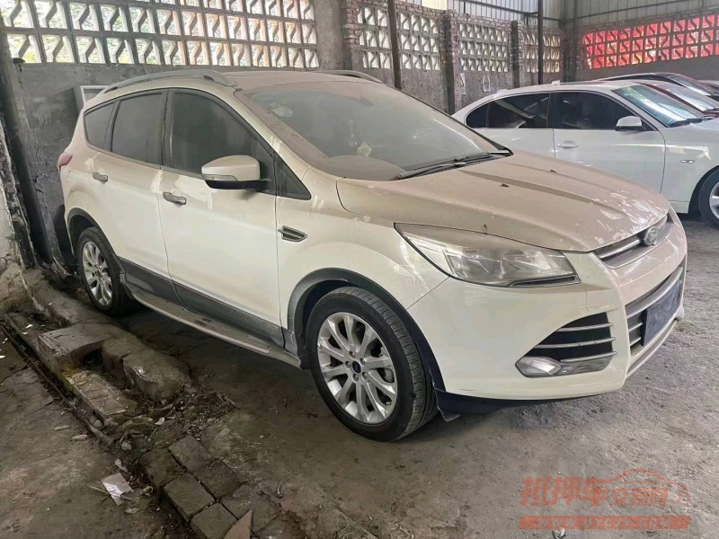 重庆14年福特翼虎4